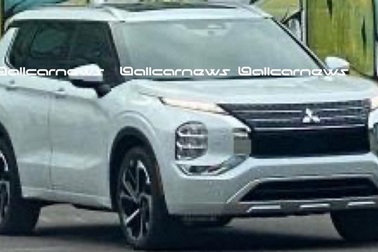 Mitsubishi Outlander thế hệ mới dần lộ thiết kế