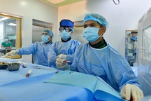 Sốc: Bé gái 10 tuổi bất ngờ đột quỵ, xuất huyết não trong giờ học