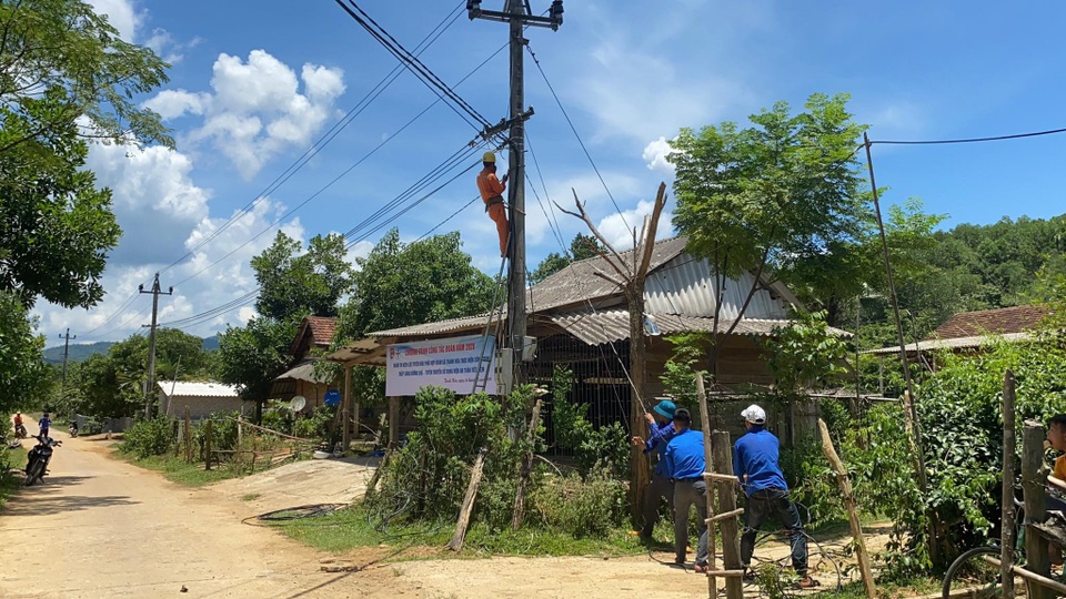 Tuổi trẻ Quảng Bình triển khai nhiều hoạt động ý nghĩa trong Kỳ nghỉ hồng - 4 Tuổi trẻ Quảng Bình triển khai nhiều hoạt động ý nghĩa trong Kỳ nghỉ hồng - 4