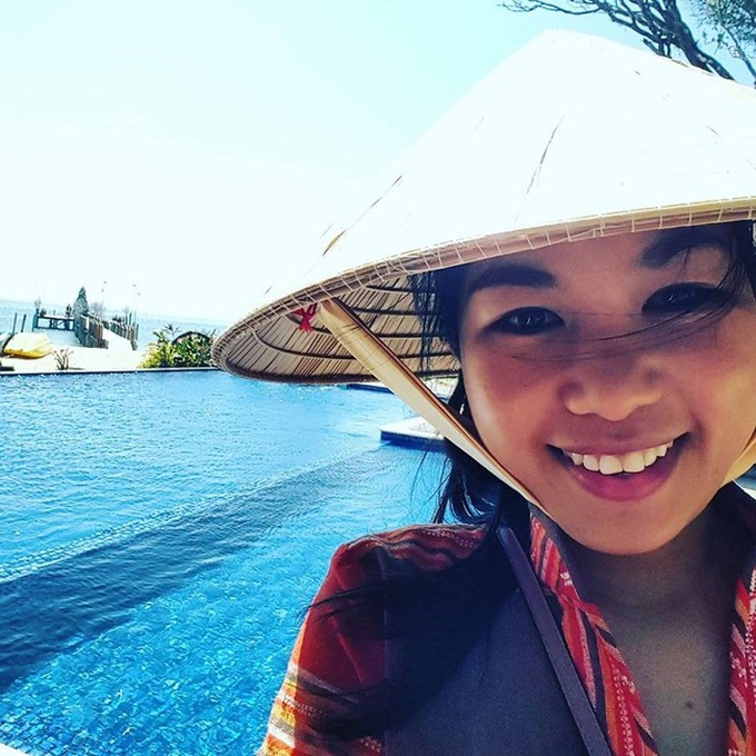 Bí quyết sống tối giản của cô gái Sài Gòn: Quần áo luôn dưới 10 bộ, chỉ có 3 đôi giày, không dùng sữa rửa mặt, kem chống nắng và "tối giản" cả người yêu! - Ảnh 4. Bí quyết sống tối giản của cô gái Sài Gòn: Quần áo luôn dưới 10 bộ, chỉ có 3 đôi giày, không dùng sữa rửa mặt, kem chống nắng và "tối giản" cả người yêu! - Ảnh 4.