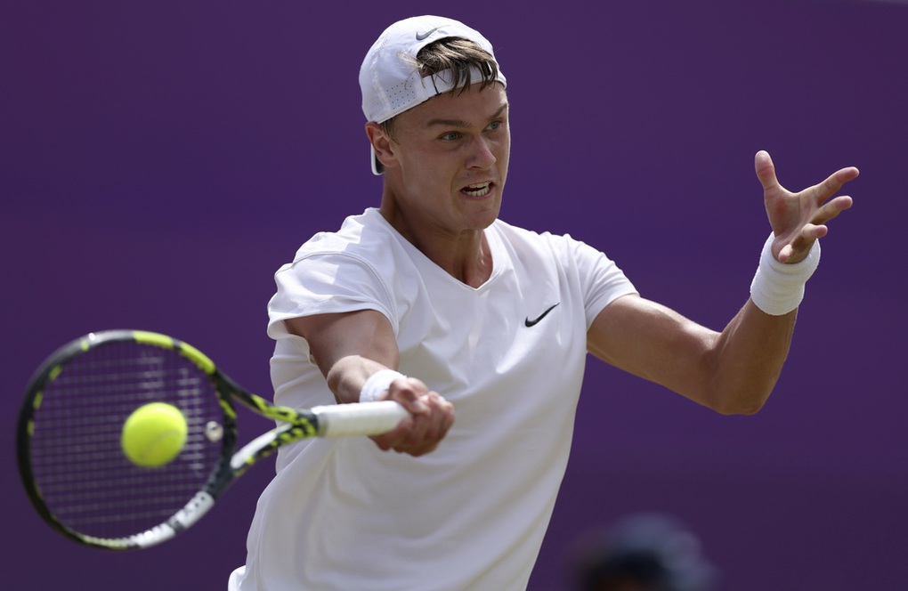 Các đối thủ nghiên cứu kỹ cách đánh bại Djokovic tại Wimbledon - 2 Các đối thủ nghiên cứu kỹ cách đánh bại Djokovic tại Wimbledon - 2