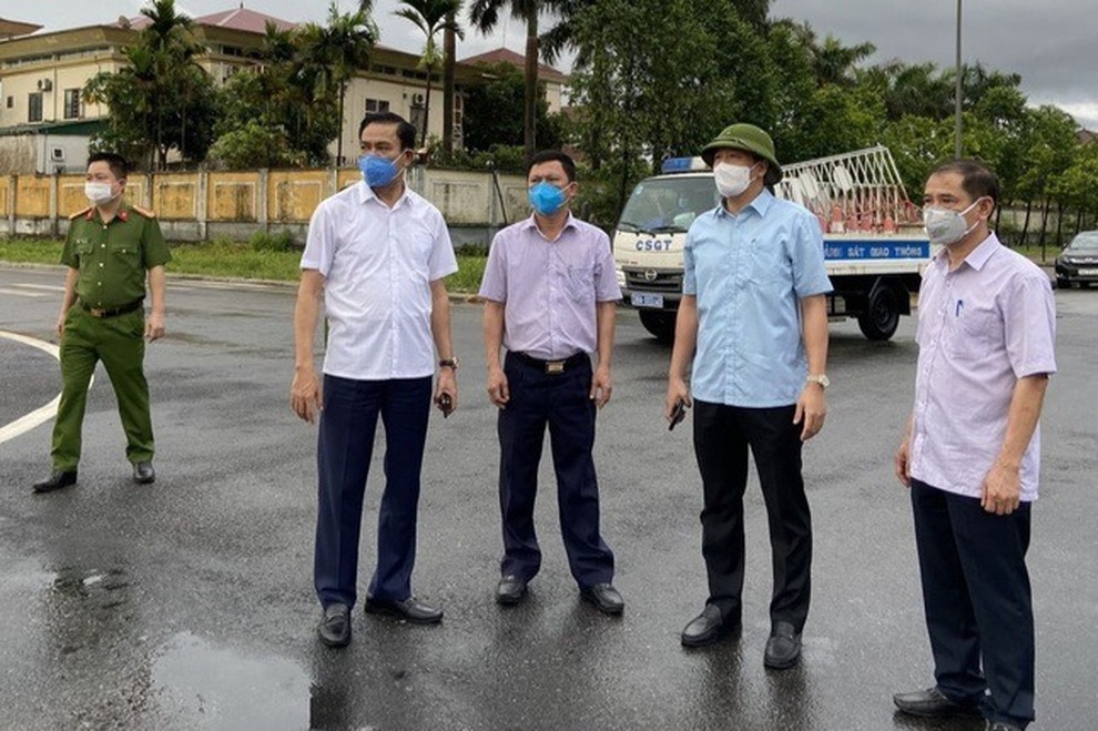 Chủ tịch Hà Tĩnh: Dịch Covid-19 đang trong tầm kiểm soát! - 1 Chủ tịch Hà Tĩnh: Dịch Covid-19 đang trong tầm kiểm soát! - 1