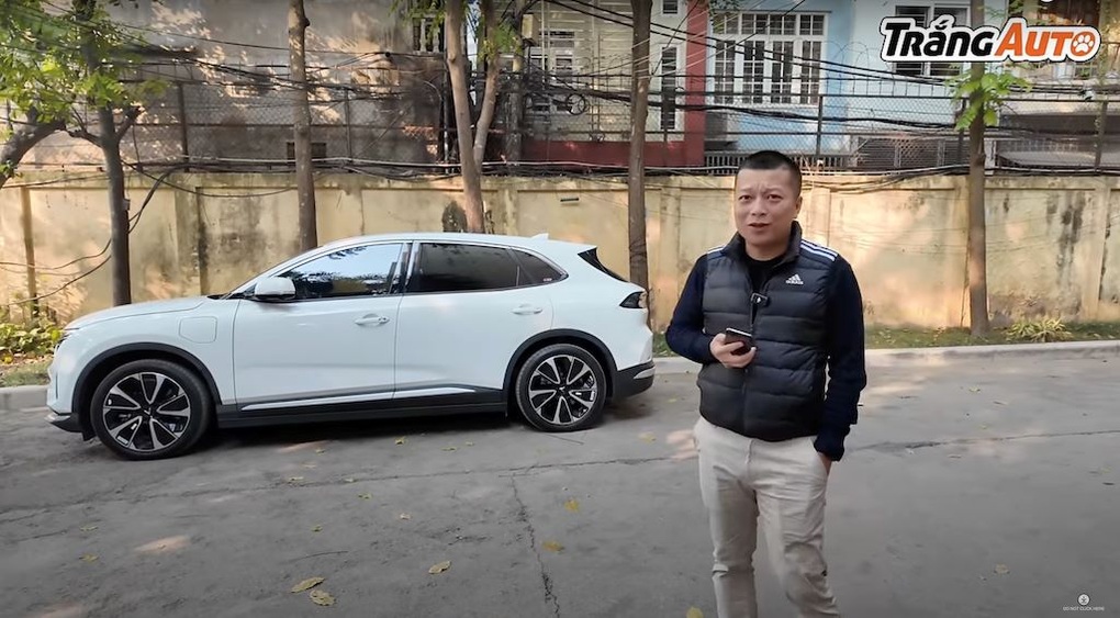 Người dùng xe VinFast có thể điều khiển VF 8 từ xa qua phần mềm nâng cấp - 2 Người dùng xe VinFast có thể điều khiển VF 8 từ xa qua phần mềm nâng cấp - 2