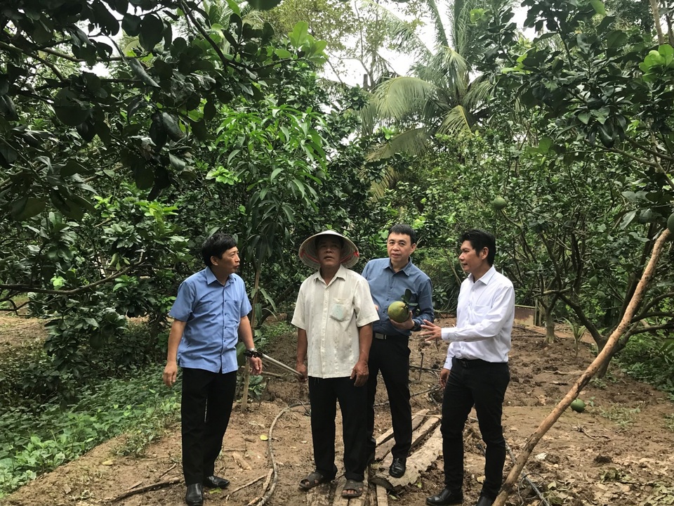 Nông dân khu vực ĐBSCL tiếp nhận “Gói hỗ trợ canh tác thuận lợi” của Bayer - 4 Nông dân khu vực ĐBSCL tiếp nhận “Gói hỗ trợ canh tác thuận lợi” của Bayer - 4