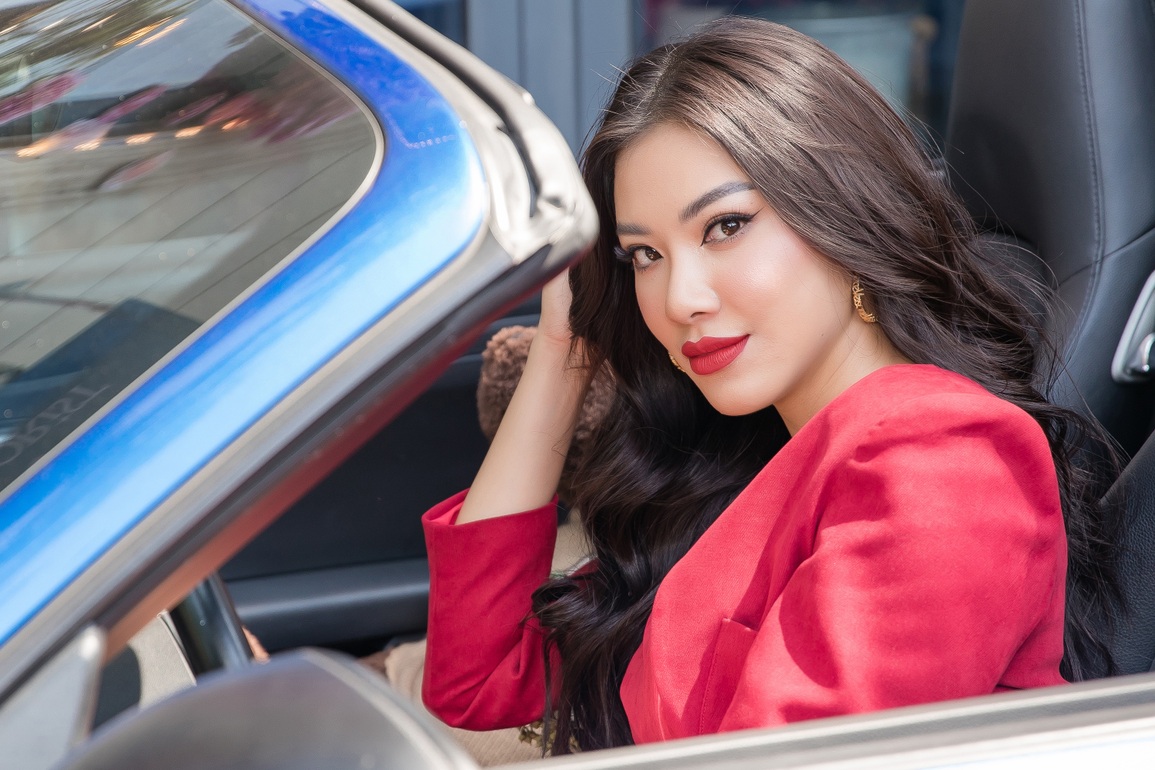 Đầu năm, các người đẹp hội ngộ mừng Á hậu Kim Duyên - 3 Đầu năm, các người đẹp hội ngộ mừng Á hậu Kim Duyên - 3