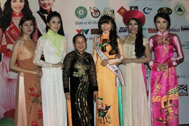 Dàn người đẹp hội tụ về đêm “Nghệ thuật Người đẹp và hướng thiện”