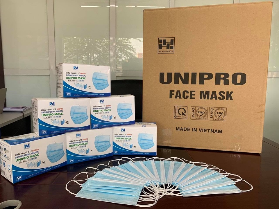 Thị trường khẩu trang y tế “đóng băng”, giá 1 thùng bằng 1 hộp thời dịch - 1 Thị trường khẩu trang y tế “đóng băng”, giá 1 thùng bằng 1 hộp thời dịch - 1