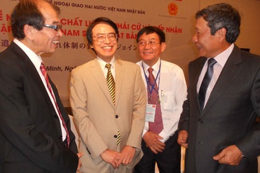 Đi phí cao, về thiếu việc 