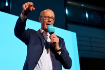 Thủ tướng Đức tương lai: Hậu thuẫn Ukraine, cứng rắn với Nga?