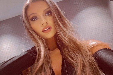 Những nữ đô vật xinh đẹp và nóng bỏng nhất nhì sàn đấu AEW