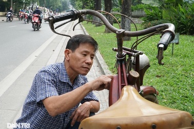 Chiếc xe máy cổ Georges Catte có tuổi đời gần 70 năm vẫn chạy tốt