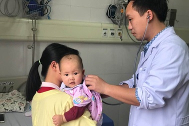 Trẻ 8 tháng tuổi nhiễm độc chì vì bôi thuốc cam chữa loét miệng