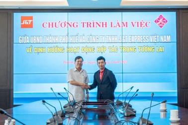 J&T Express đồng hành cùng Huế gỡ khó cho thị trường logistics