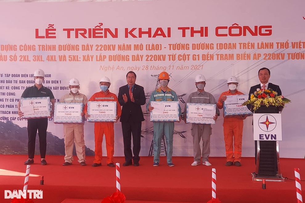 Đầu tư gần 600 tỷ đồng xây dựng đường dây 220kV trên biên giới - 2 Đầu tư gần 600 tỷ đồng xây dựng đường dây 220kV trên biên giới - 2