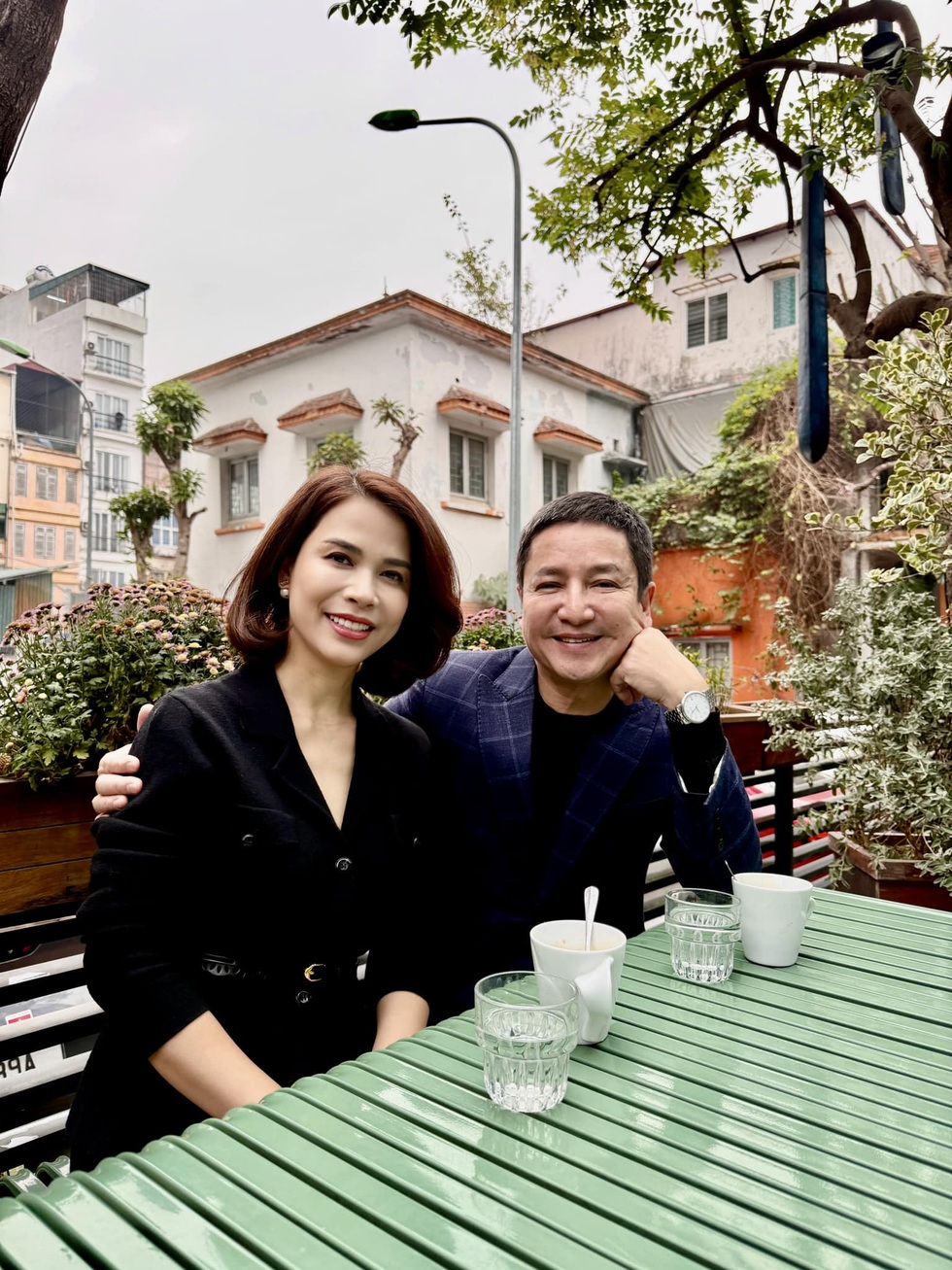 NSƯT Chí Trung tuổi 64: Tôi đang hạnh phúc, còn lâu mới hết thời - 5 NSƯT Chí Trung tuổi 64: Tôi đang hạnh phúc, còn lâu mới hết thời - 5