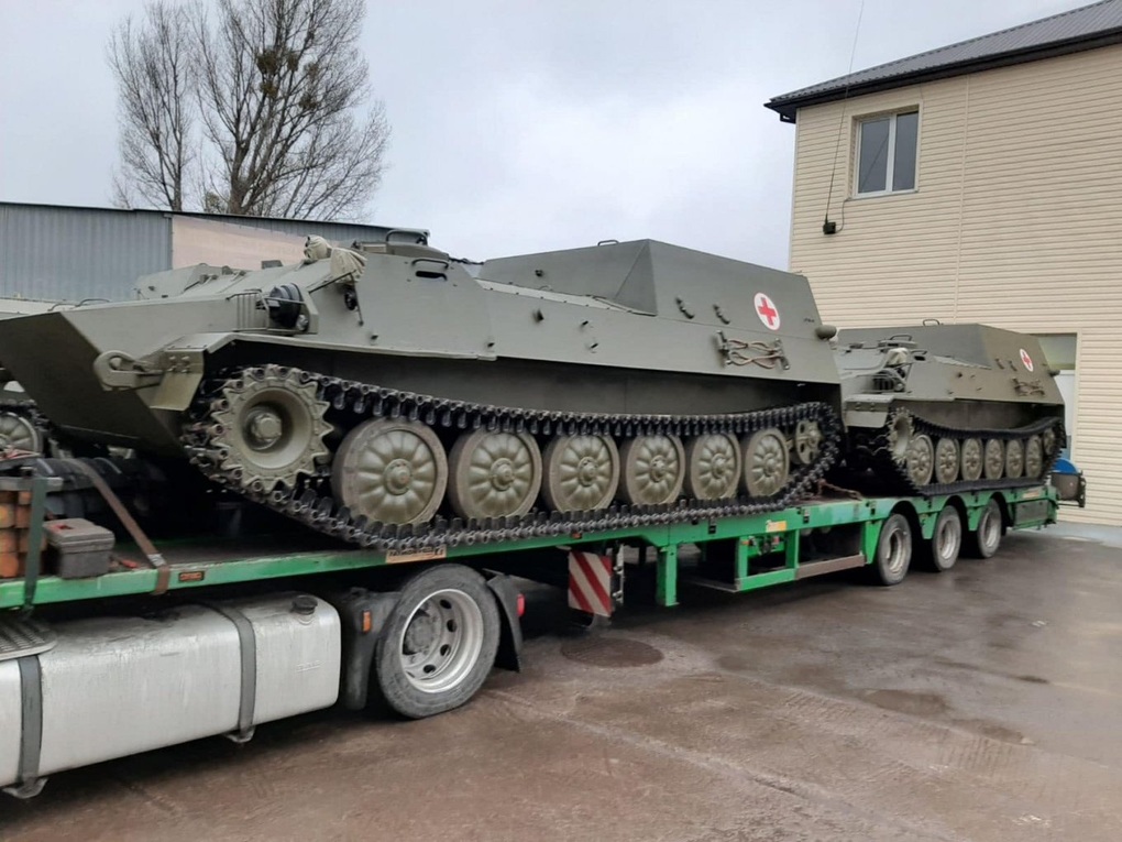 Quân đội Nga pháo kích dữ dội, phá hủy nhà máy sản xuất xe quân sự Ukraine - 2 Quân đội Nga pháo kích dữ dội, phá hủy nhà máy sản xuất xe quân sự Ukraine - 2