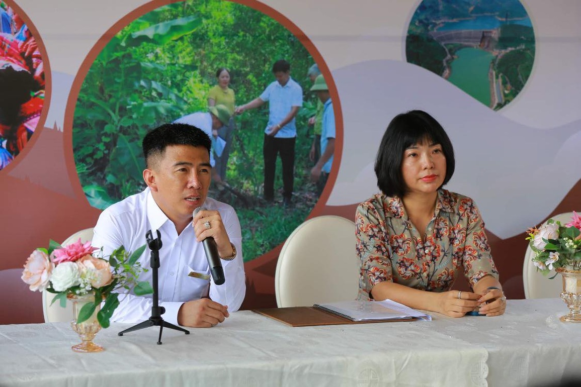 Nhiều trò chơi dân gian được trình diễn tại Phiên chợ vùng cao Hòa Bình - 3 Nhiều trò chơi dân gian được trình diễn tại Phiên chợ vùng cao Hòa Bình - 3