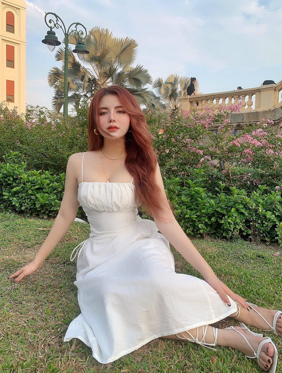 Phong cách cá tính, đầy quyến rũ của hot girl Bình Dương - 4 Phong cách cá tính, đầy quyến rũ của hot girl Bình Dương - 4