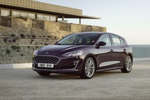 Ford thay đổi thiết kế mẫu Focus theo thị trường Trung Quốc
