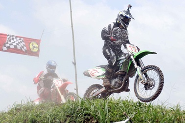 Khoảnh khắc ấn tượng giải đua xe môtô địa hình Việt Nam