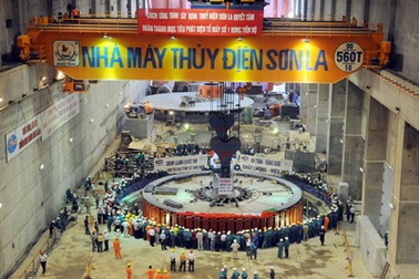 Lắp đặt thành công Rotor nặng 1.000 tấn cho Thủy điện Sơn La