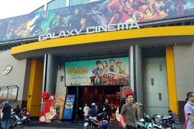 Nam thanh niên quay lén trong nhà vệ sinh nữ ở rạp phim bị tóm gọn