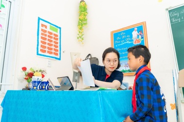 Sẽ cho phép người nước ngoài giỏi tiếng Anh được dạy trong trường công