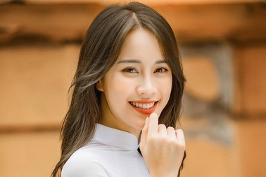 Á khôi Sinh viên Việt Nam 2016 duyên dáng trong bộ ảnh chia tay mái trường