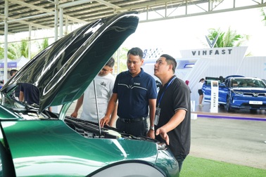 Bán xe qua FGF, nhận ưu đãi đến 553 triệu đồng khi đổi xe điện VinFast