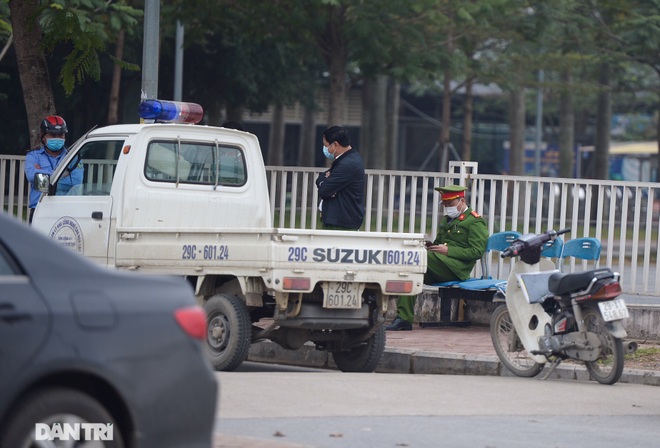 Sinh viên Đại học FPT tự giác đến trường cách ly sau khi có ca Covid-19 - 10 Sinh viên Đại học FPT tự giác đến trường cách ly sau khi có ca Covid-19 - 10