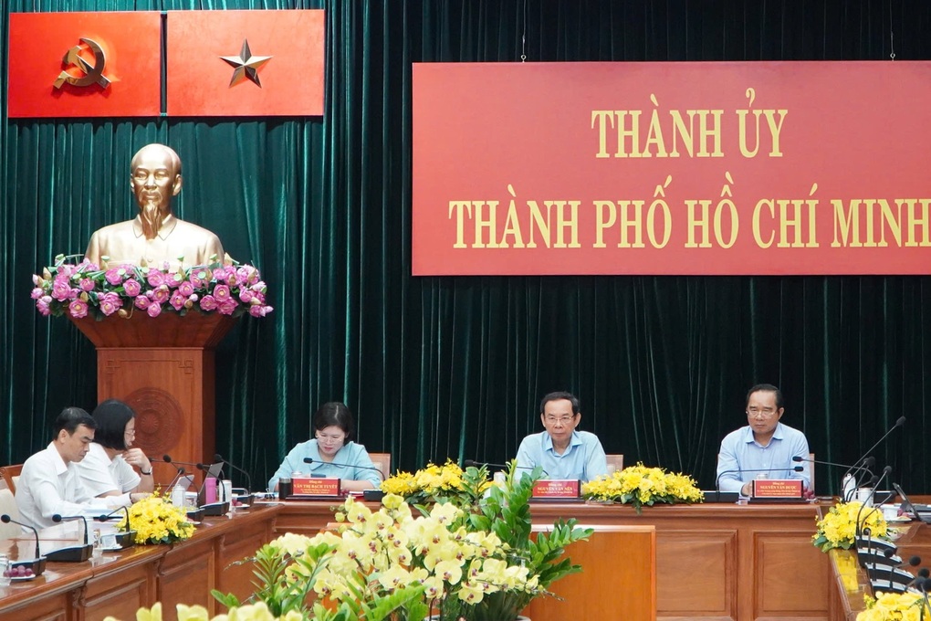 Bí thư TPHCM: Rà soát công việc sau buổi thử nghiệm mô hình chính quyền mới - 1 Bí thư TPHCM: Rà soát công việc sau buổi thử nghiệm mô hình chính quyền mới - 1