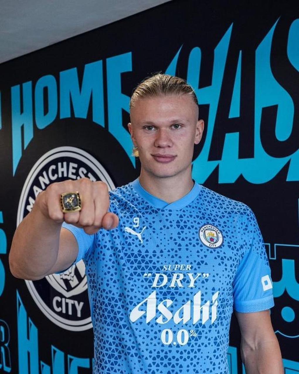 Erling Haaland nhận giải thưởng giá trị sau mùa giải kỷ lục ở Man City - 1 Erling Haaland nhận giải thưởng giá trị sau mùa giải kỷ lục ở Man City - 1