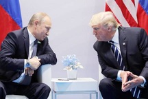 Tổng thống Trump ký lệnh trừng phạt Nga