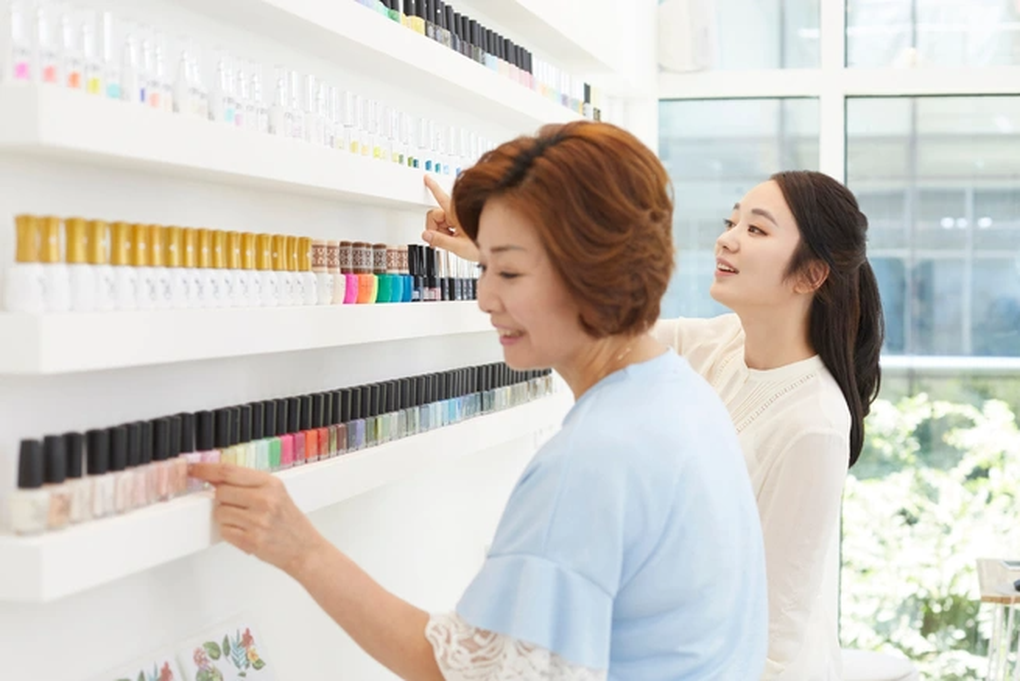 4 giờ sáng, tôi kinh ngạc khi thấy mẹ chồng ngồi gọt rau củ trong bếp - 1 4 giờ sáng, tôi kinh ngạc khi thấy mẹ chồng ngồi gọt rau củ trong bếp - 1