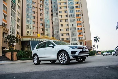 Volkswagen Touareg 2015 nhập khẩu chính hãng giá 2,88 tỷ đồng