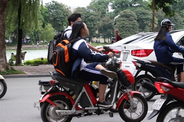 Sửa quy định buộc học sinh nghỉ học nếu tái phạm luật Giao thông