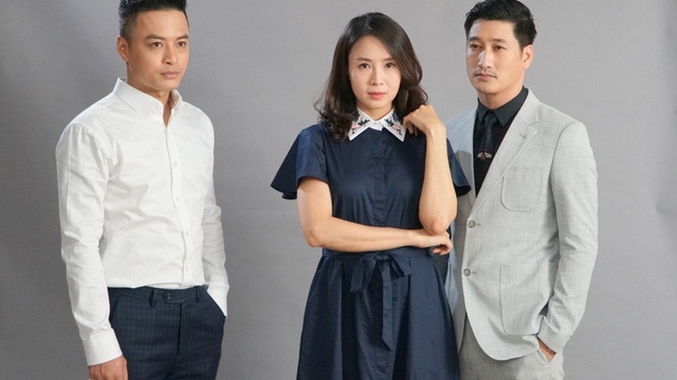 “Hoa hồng trên ngực trái” lại gây tranh cãi vì những “hạt sạn” không đáng có - 1 “Hoa hồng trên ngực trái” lại gây tranh cãi vì những “hạt sạn” không đáng có - 1