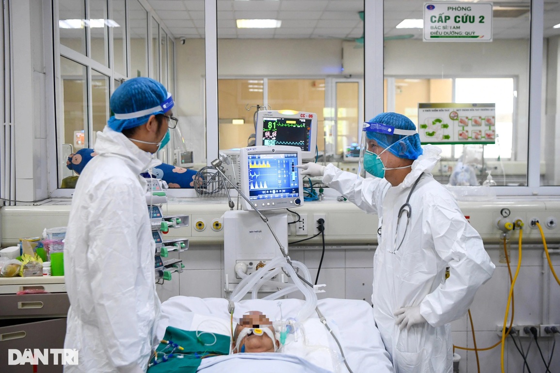 Nhiều ngày ghi nhận hơn 1.000 F0, Hà Nội có bao nhiêu ca bệnh chuyển nặng? - 1 Nhiều ngày ghi nhận hơn 1.000 F0, Hà Nội có bao nhiêu ca bệnh chuyển nặng? - 1