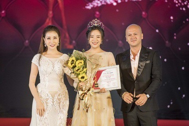 Hoa hậu Đại sứ Stella Chang được tôn vinh Top 10 Nữ doanh nhân Sắc Tâm Tài 2018