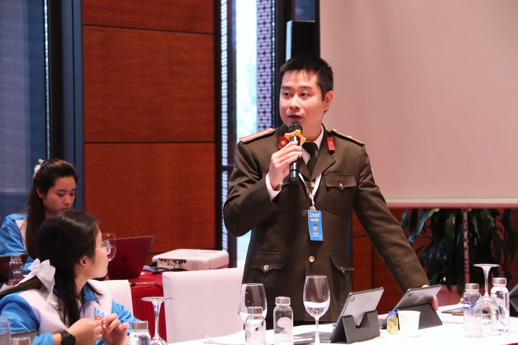 Nếu không có đủ điều kiện về kinh tế thì rất khó để cống hiến - 6 Nếu không có đủ điều kiện về kinh tế thì rất khó để cống hiến - 6