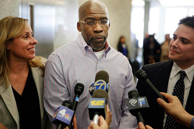 25 năm tù oan, hơn 6 triệu USD bồi thường