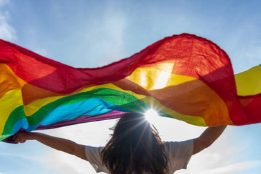 Cha mẹ cần làm gì khi con không thể xác định được xu hướng tính dục?