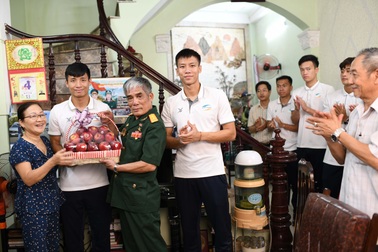 CLB Viettel với truyền thống “uống nước nhớ nguồn”