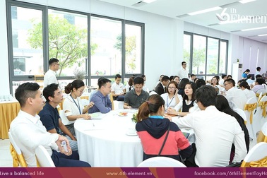 Viên kim cương Diamond - 6th Element Tây Hồ Tây bán thành công đến 50% số lượng căn hộ trong ngày đầu ra mắt