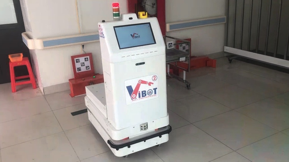 Xem robot đưa cơm, phát thuốc cho bệnh nhân Covid-19 ở tâm dịch Bắc Giang - 5 Xem robot đưa cơm, phát thuốc cho bệnh nhân Covid-19 ở tâm dịch Bắc Giang - 5