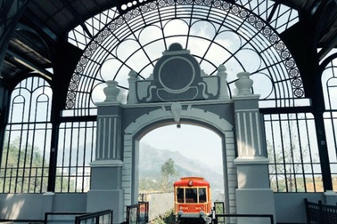 Tây Bắc đẹp dịu dàng qua ô cửa cabin tàu hỏa leo núi Mường Hoa