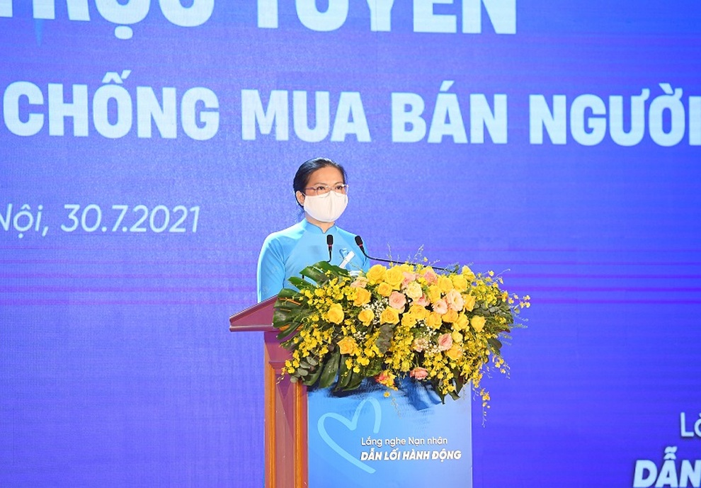 Tội phạm mua bán người xâm phạm đến những quyền cơ bản nhất của con người - 1 Tội phạm mua bán người xâm phạm đến những quyền cơ bản nhất của con người - 1
