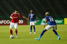 Thi đấu tốt tại AFC Cup, TPHCM và Than Quảng Ninh thăng hạng tại châu Á