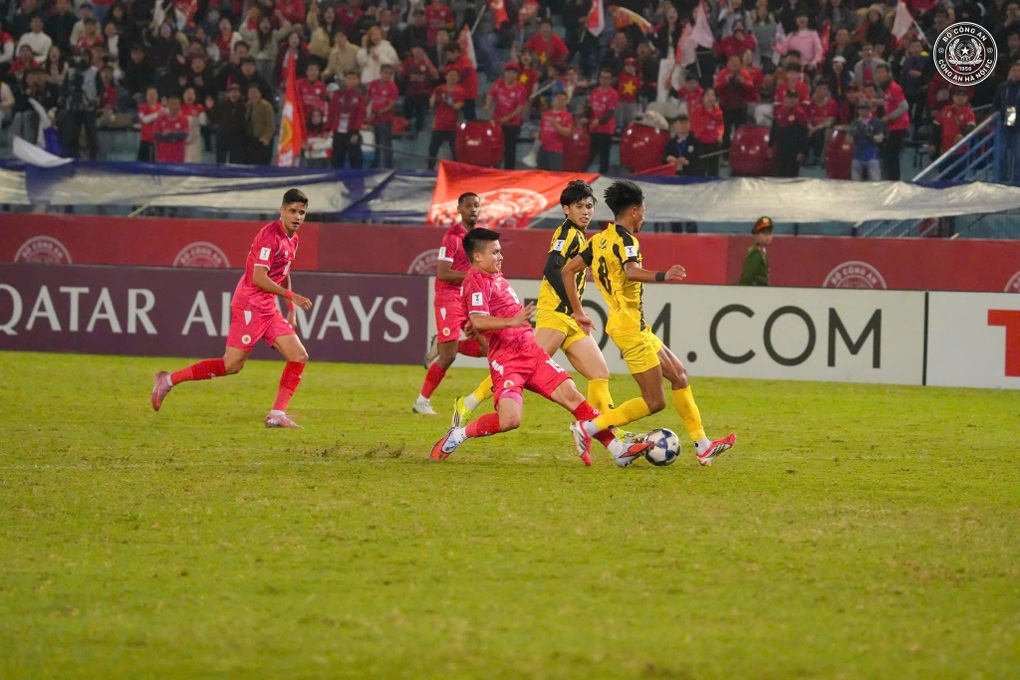 Đình Bắc và Quang Hải tỏa sáng, CAHN thắng đậm ở Cúp châu Á - 1