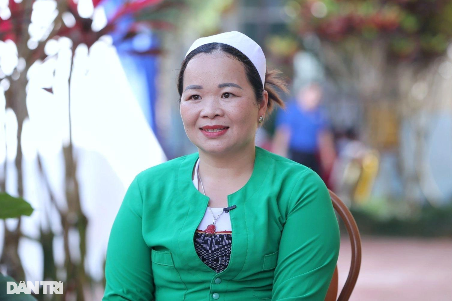 Cô giáo vùng cao bán của hồi môn mua thuyền chở học sinh đi học - 3 Cô giáo vùng cao bán của hồi môn mua thuyền chở học sinh đi học - 3